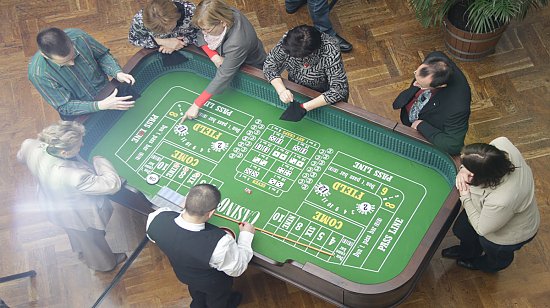 Craps / Seven Eleven Würfelspiel