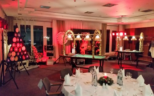 Christmas Casino Flair