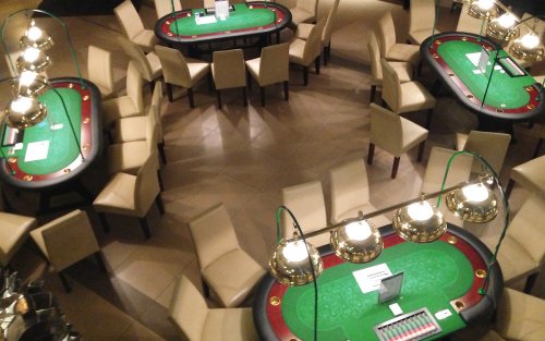 Texas Hold'em Poker Spieltische mieten
